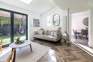 Kitchen/Breakfast/Family Room- click for photo gallery